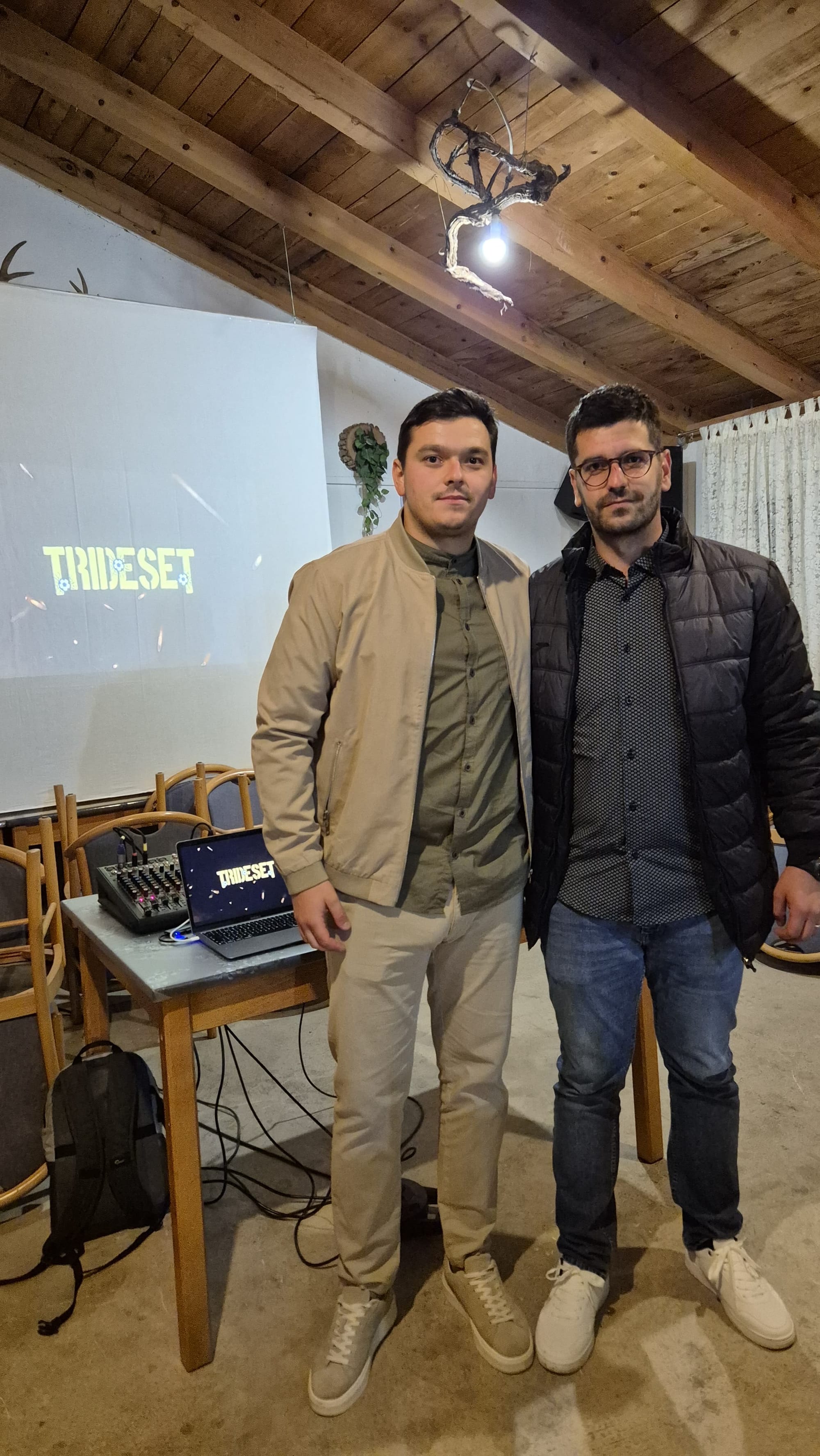 FOTO/VIDEO Kroz ponos, suze i emocije održana premijera filma "Trideset"