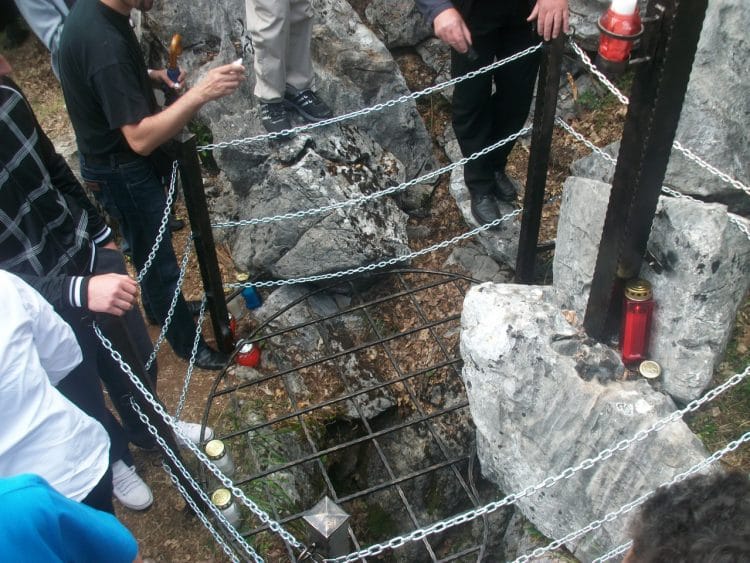 Markovića jama – 81. obljetnica pogibije 140 hrvatskih vojnika i civila