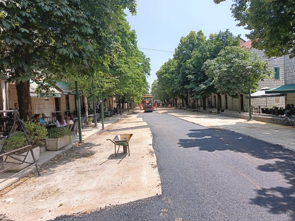 FOTO/VIDEO Započela prva faza asfaltiranja glavne imotske ulice