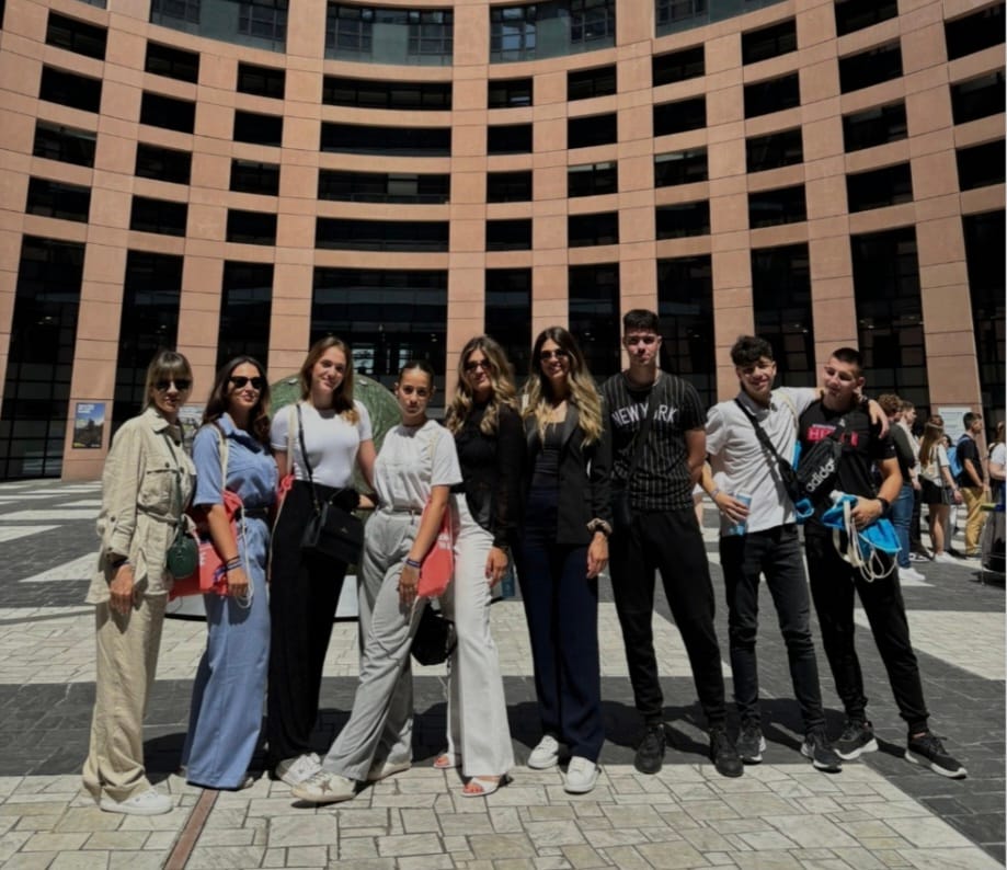 FOTO Učenici Obrtničko-industrijske škole Imotski posjetili Europski parlament