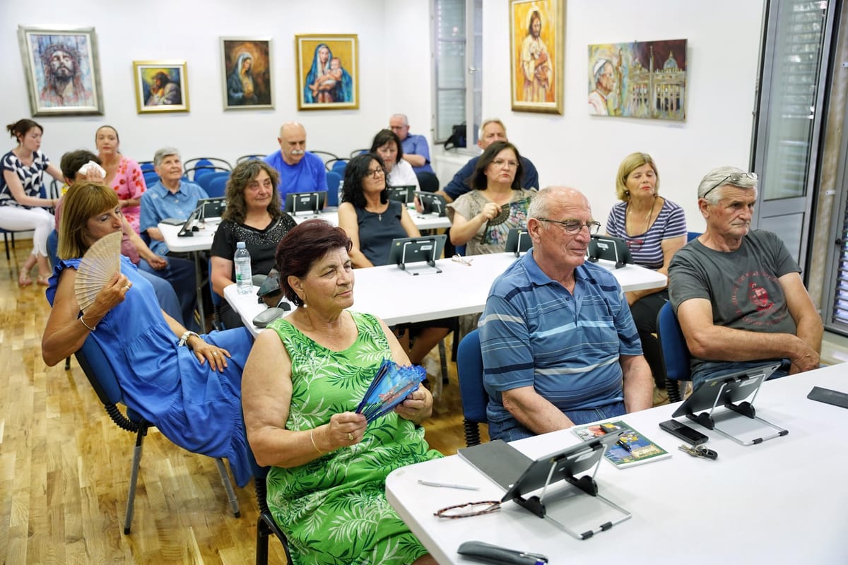 Digitalna Dalmacija: Završio prvi ciklus županijskog projekta „e-Umirovljenik“ s više od 500 polaznika!