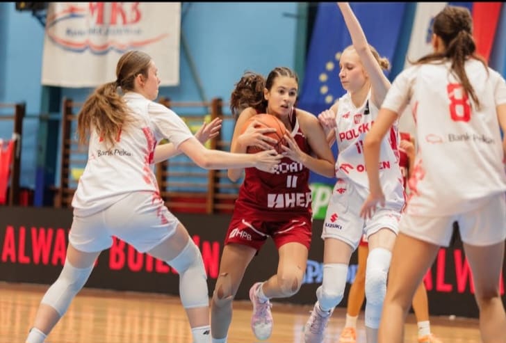 Naša Ela Patrlj među najboljim igračicama na Slovenia Ballu, neslužbenom prvenstvu Europe
