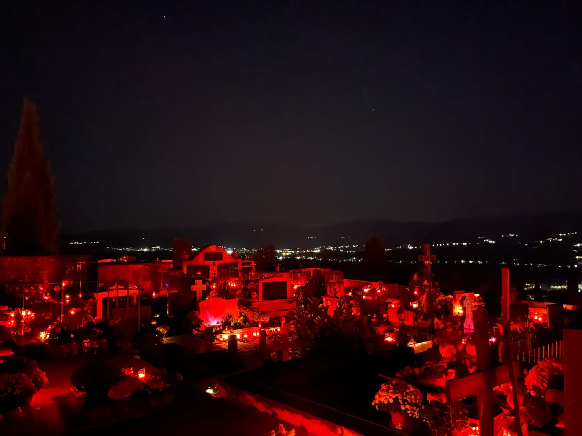 Vjernici obilježavaju svetkovinu Svih svetih: Dan molitve, sjećanja i svetosti života