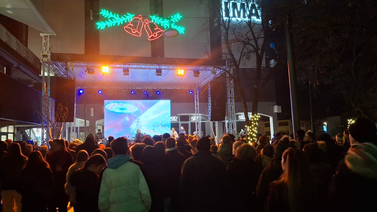 SRETNA NOVA GODINA! Prilika da budemo bolji, hrabriji i iskreniji prema sebi i drugima