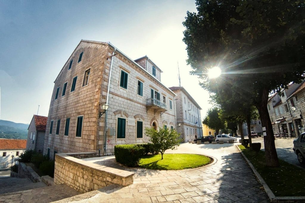 GRADSKE MINUTE Sazvana IV. sjednica Gradskog vijeća Grada Imotskog