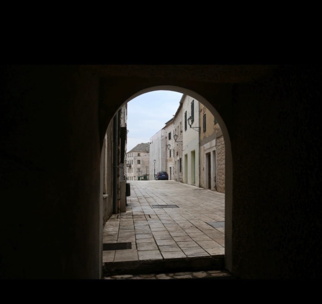 POČINJU PRIPREME: 168 maturanata s područja Grada dobilo pristup besplatnim pripremama za državnu maturu