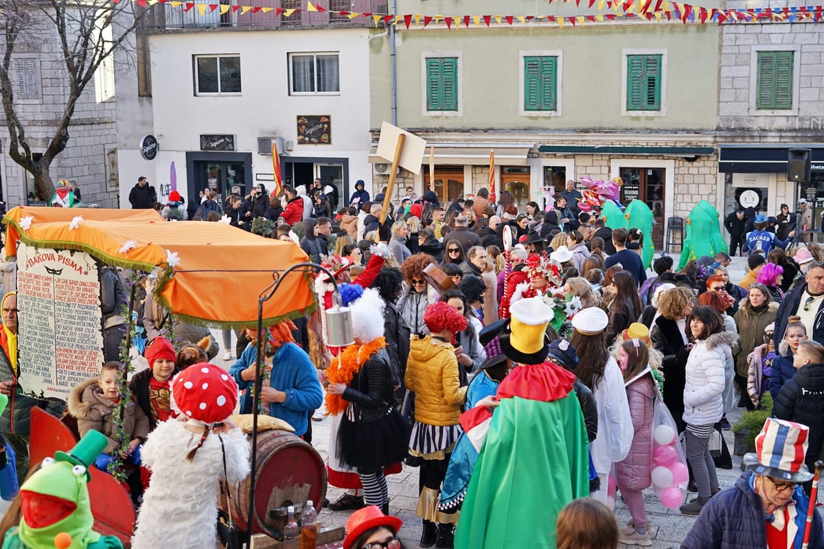 Bakova povorka u nedjelju ulicama Imotskog – vrhunac ovogodišnjih poklada u Imotskom