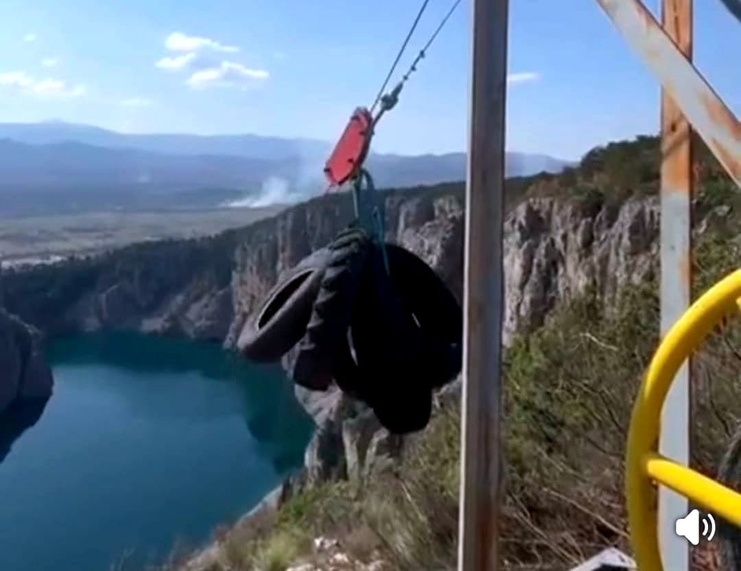 Započela akcija čišćenja Modrog jezera