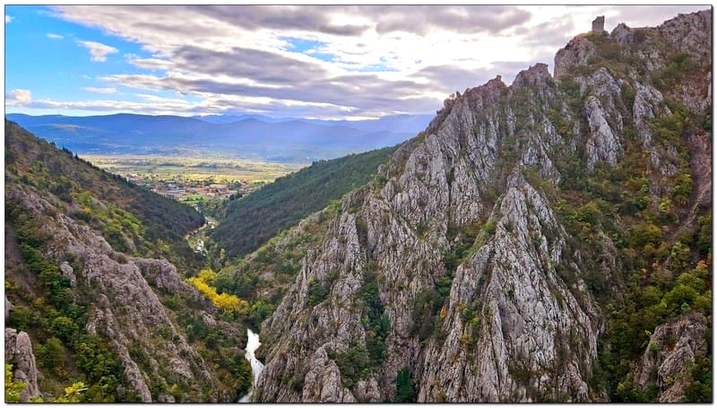 Uskrsni ponedjeljak u prirodi: HPD Imotski vodi na Badnjevice