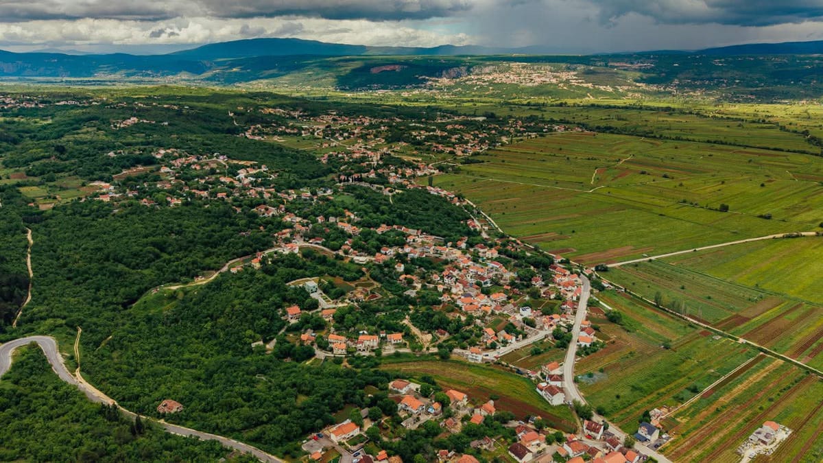 Općina Zmijavci isplatila studentima naknade za prijevoz