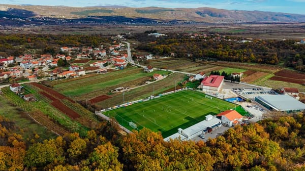 Croatia dočekuje Sesvete, Kamen ide u Biograd