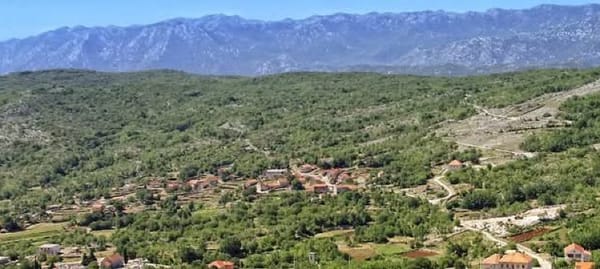 U ponedjeljak dijelovi općina Zagvozd i Runovići bez struje