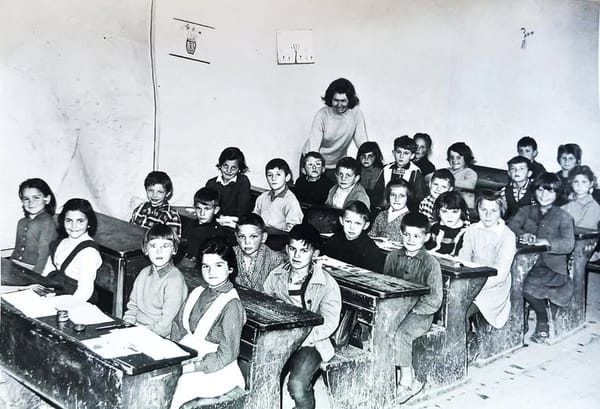 KULTURA BEZ GRANICA Donosimo priču o učiteljici Frančeski Dunda i Pučkoj i Građanskoj školi u Imotskom