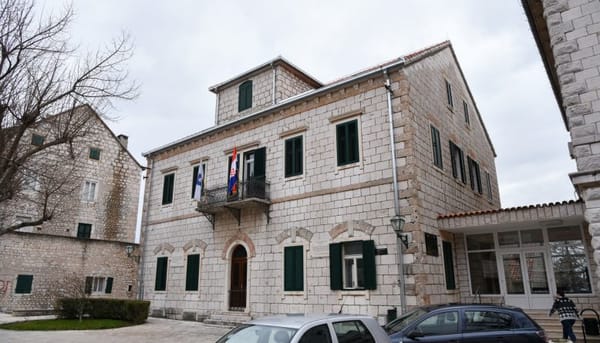 GRADSKE MINUTE Poziv srednjoškolcima za prijavu na natječaj za sufinanciranje troškova prijevoza
