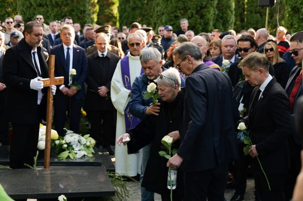 FOTO Pokopan Jean Michel Nicolier - heroj obrane Vukovara: tisuće ljudi na pogrebu