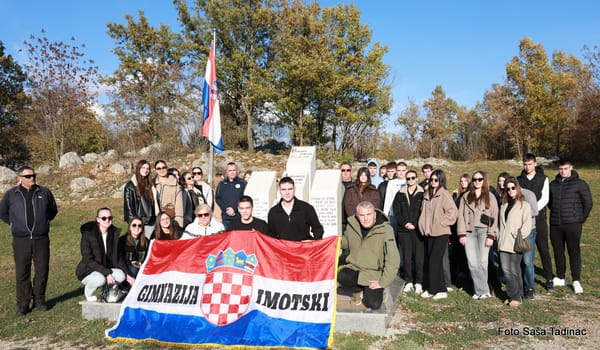 Učenici Gimnazije dr. Mate Ujevića i OŠ "Josip Vergilij Perić" nastavljaju projekt "Putovima Imoćana u Domovinskom ratu"