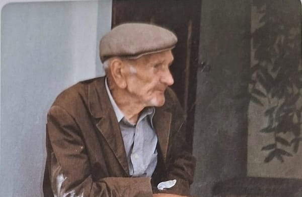 ŠKRINJA Dragica Zeljko - Selak  vodi nas kroz knjigu Vrdolska žeđa koja se bavi životom minulih vremena sela Slivna