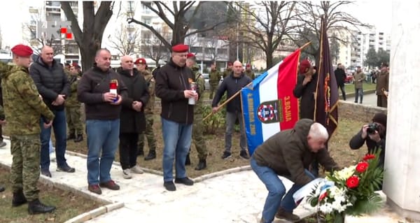 Obilježena 33. godišnjica VRO Maslenica: vijenci i svijeće kod spomen-obilježja 3. imotske bojne u Zadru