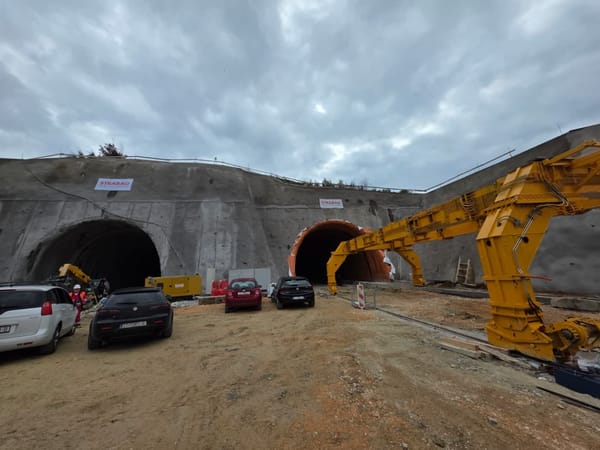 Županijski tjednik: Investicijski zamah, stanogradnja u Vučevici i škola budućnosti u Podstrani