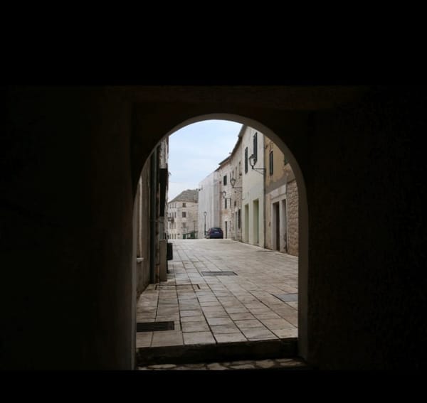 POČINJU PRIPREME: 168 maturanata s područja Grada dobilo pristup besplatnim pripremama za državnu maturu