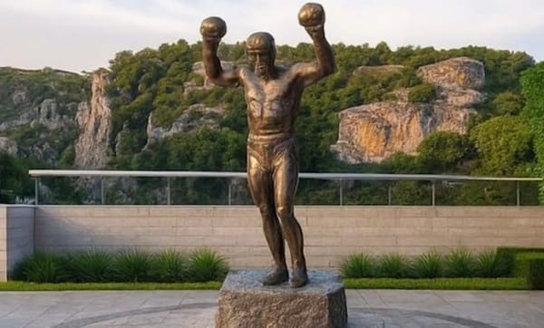 Završne pripreme za postavljanje spomenika Mati Parlovu u Imotskom