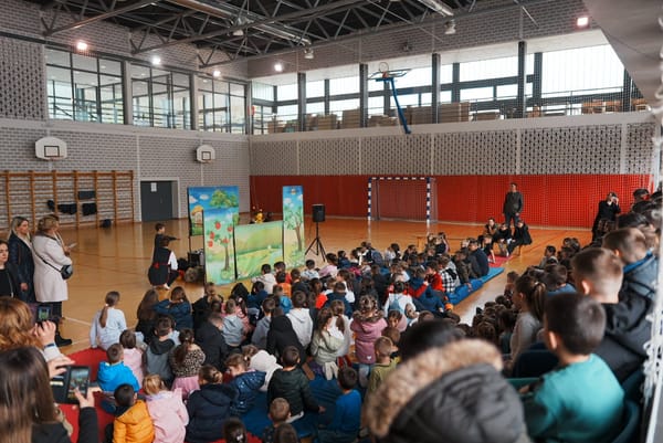 Zmijavci ulažu u najmlađe: Predstava "Festival životinjskog carstva" oduševila više od 200 djece